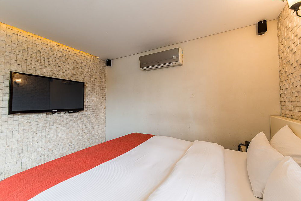 Tara Hotel Сеул Екстериор снимка