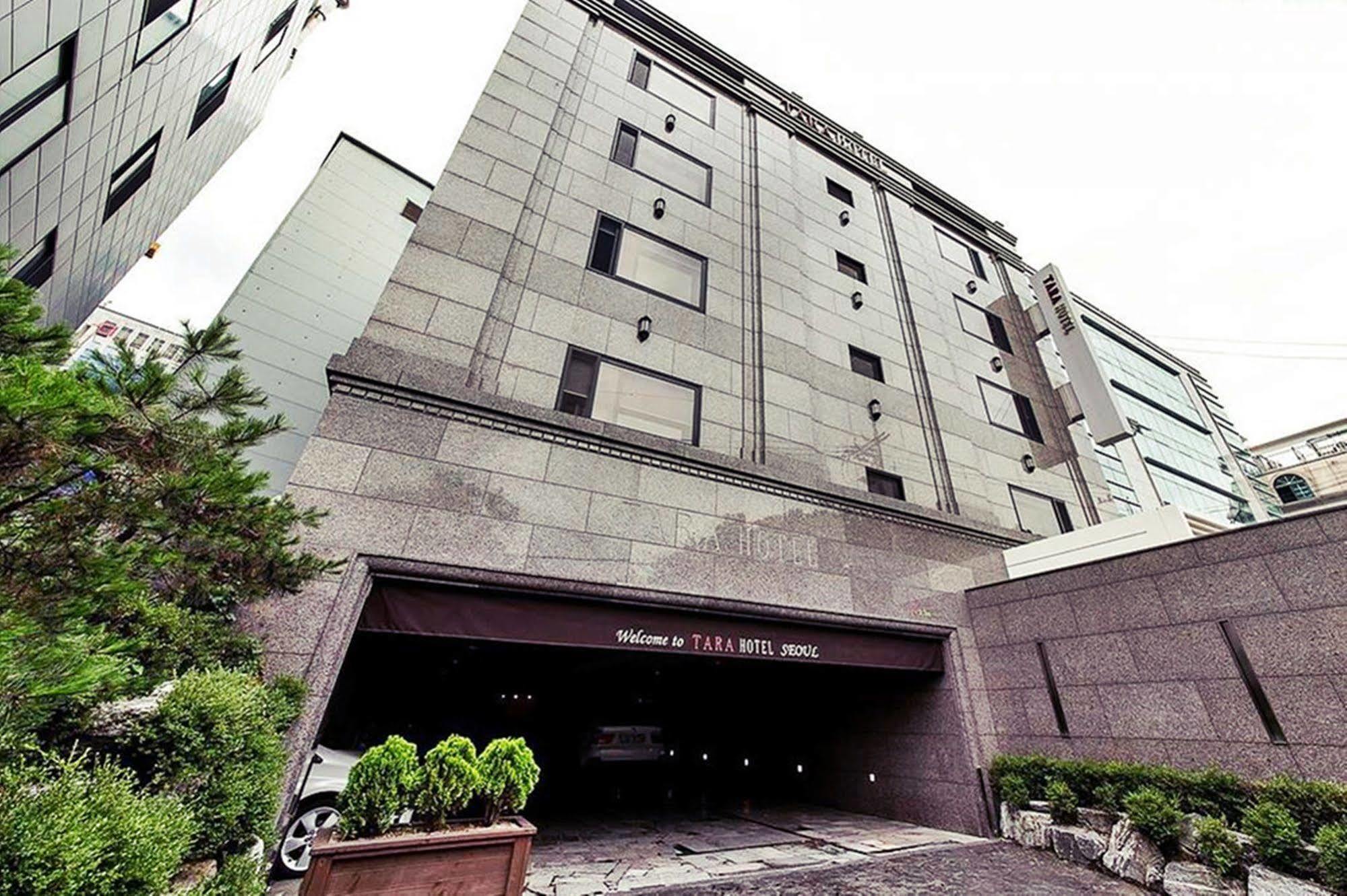 Tara Hotel Сеул Екстериор снимка