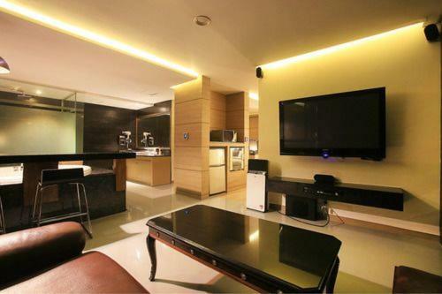 Tara Hotel Сеул Екстериор снимка